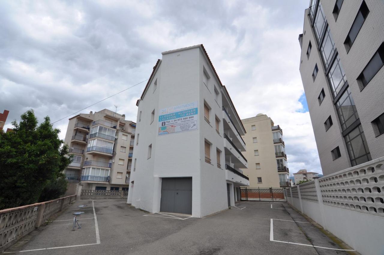 Rnet - Mt Apartaments Roses Exteriér fotografie